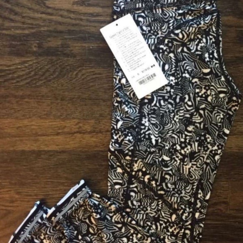 Lululemon seawheeze leggings - Picture 3 of 3